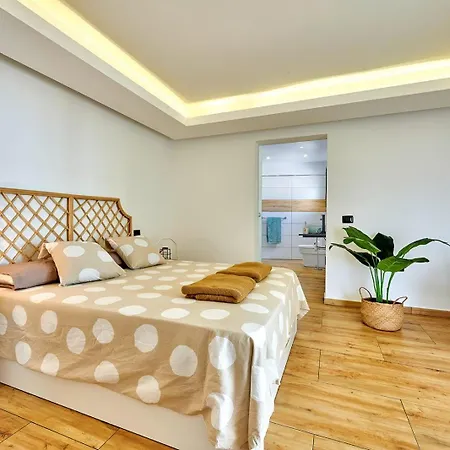 Appartement Sunset E1 *